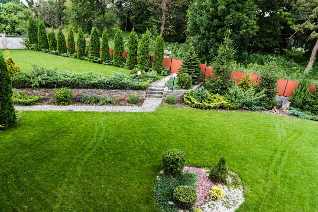 Golden Park Apartments Umań Zewnętrze zdjęcie