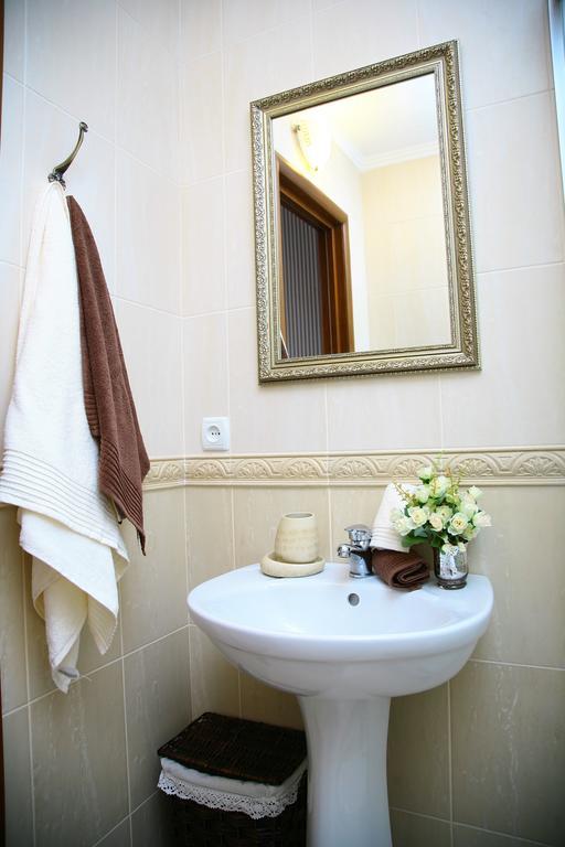 Golden Park Apartments Umań Zewnętrze zdjęcie