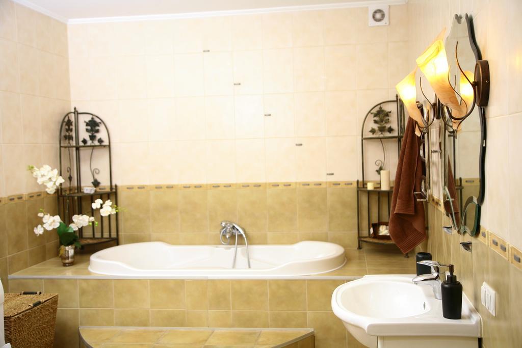 Golden Park Apartments Umań Zewnętrze zdjęcie